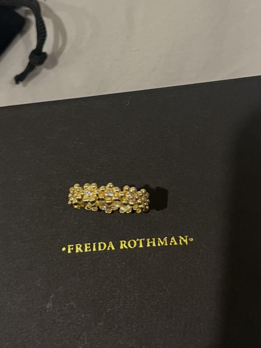 Freida Rothman size 9 Gold Floral Cluster Ring